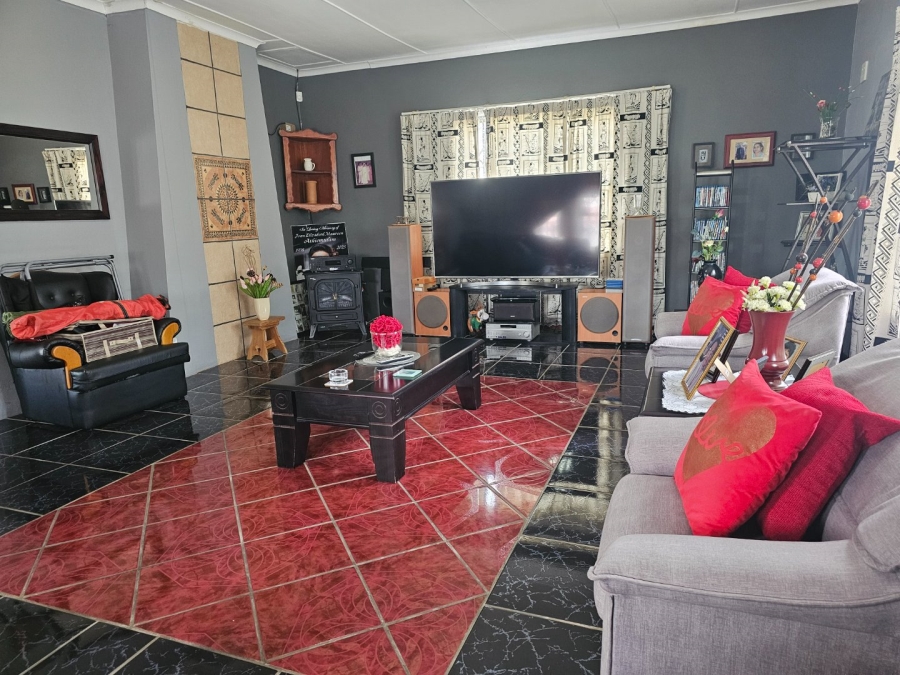 4 Bedroom Property for Sale in Haven Hills Eastern Cape